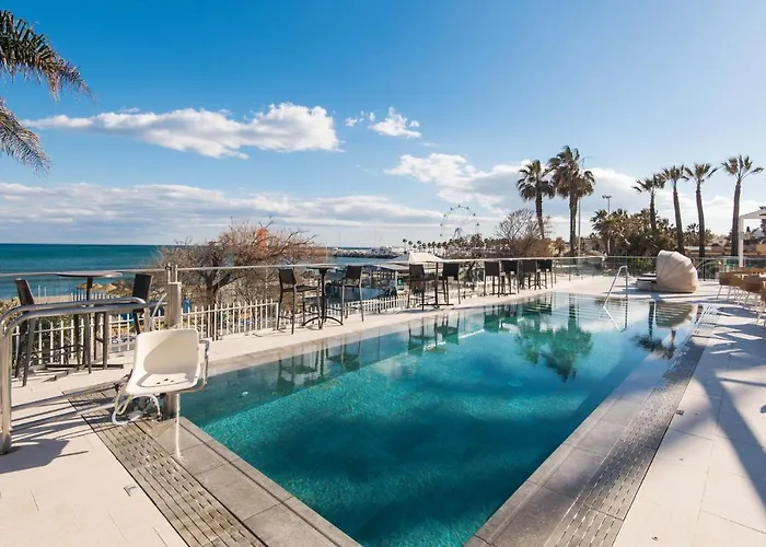 Aloha Marina Private Apartment 1St Line Ocean Beach Carihuela