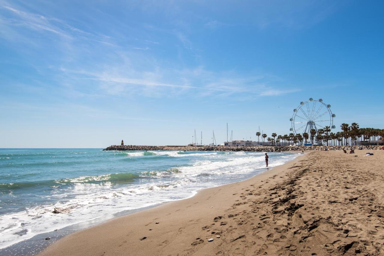 Aloha Marina Private Apartment 1St Line Ocean Beach Carihuela Appartement